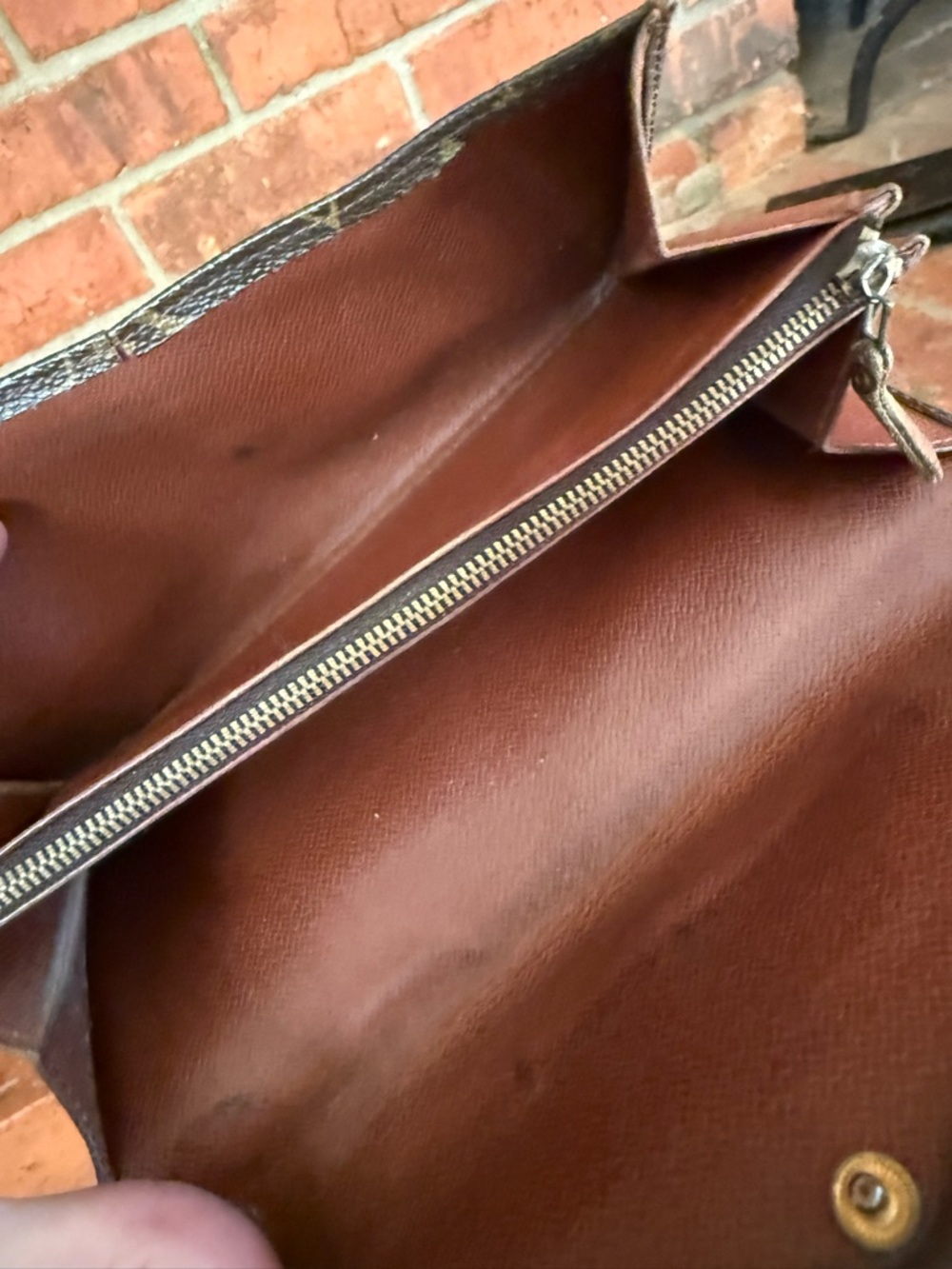 Louis Vuitton Monogram Canvas Envelope Clutch - Brown & Tan - Picture 5 of 6